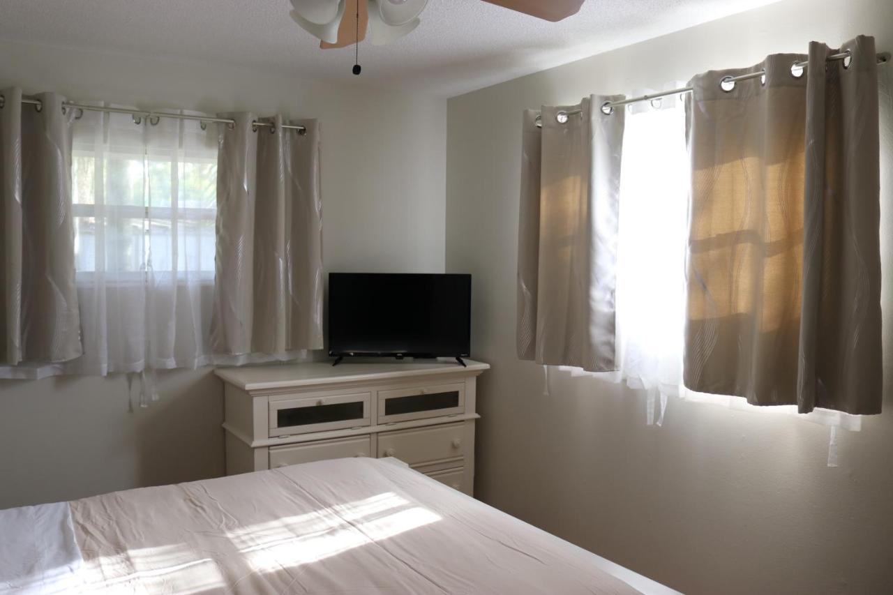 Hidden Emerald-Apartment With Kitchen And Laundry 莱克兰 外观 照片