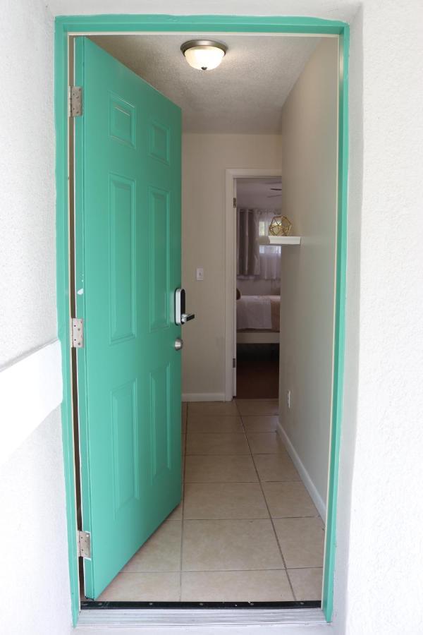 Hidden Emerald-Apartment With Kitchen And Laundry 莱克兰 外观 照片