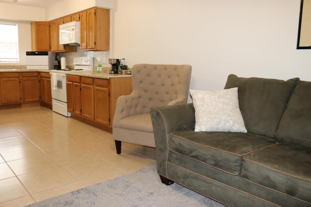 Hidden Emerald-Apartment With Kitchen And Laundry 莱克兰 外观 照片