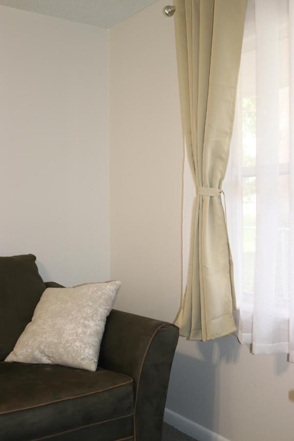 Hidden Emerald-Apartment With Kitchen And Laundry 莱克兰 外观 照片
